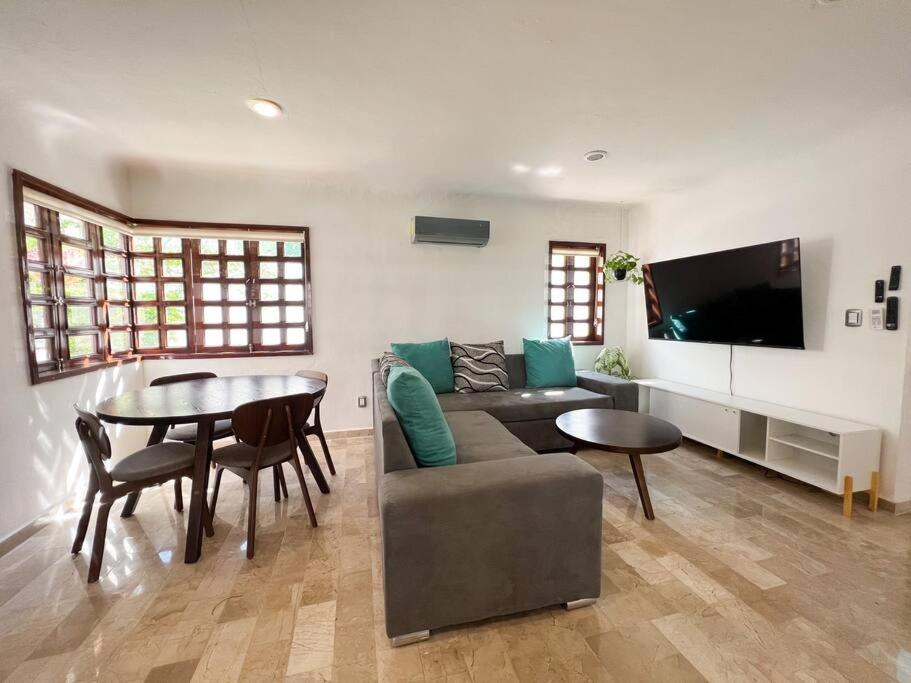 Beautiful Jungle House On A Strategic Location Villa Cancún Buitenkant foto